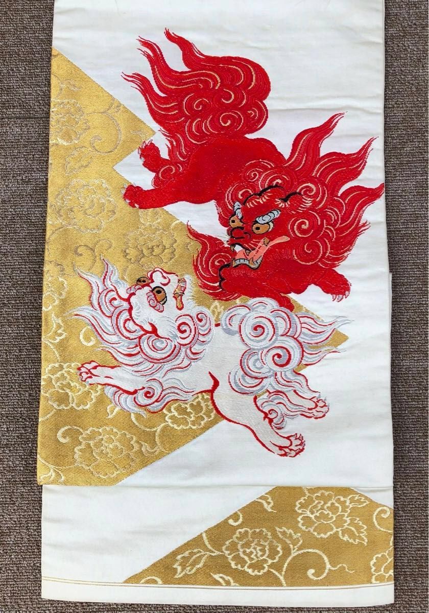 名古屋帯 正絹 九寸 お太鼓柄 獅子 狛犬 唐獅子 牡丹 金糸 白 赤 名古屋帯 正絹 九寸 お太鼓柄 獅子 狛犬 唐獅子 牡丹 金糸 白 赤
