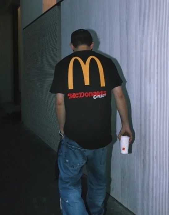 限定品verdy x mcdonalds 海外発売T シャツ L 黒|Yahoo!フリマ 限定品verdy x mcdonalds 海外発売T シャツ L 黒|Yahoo!フリマ