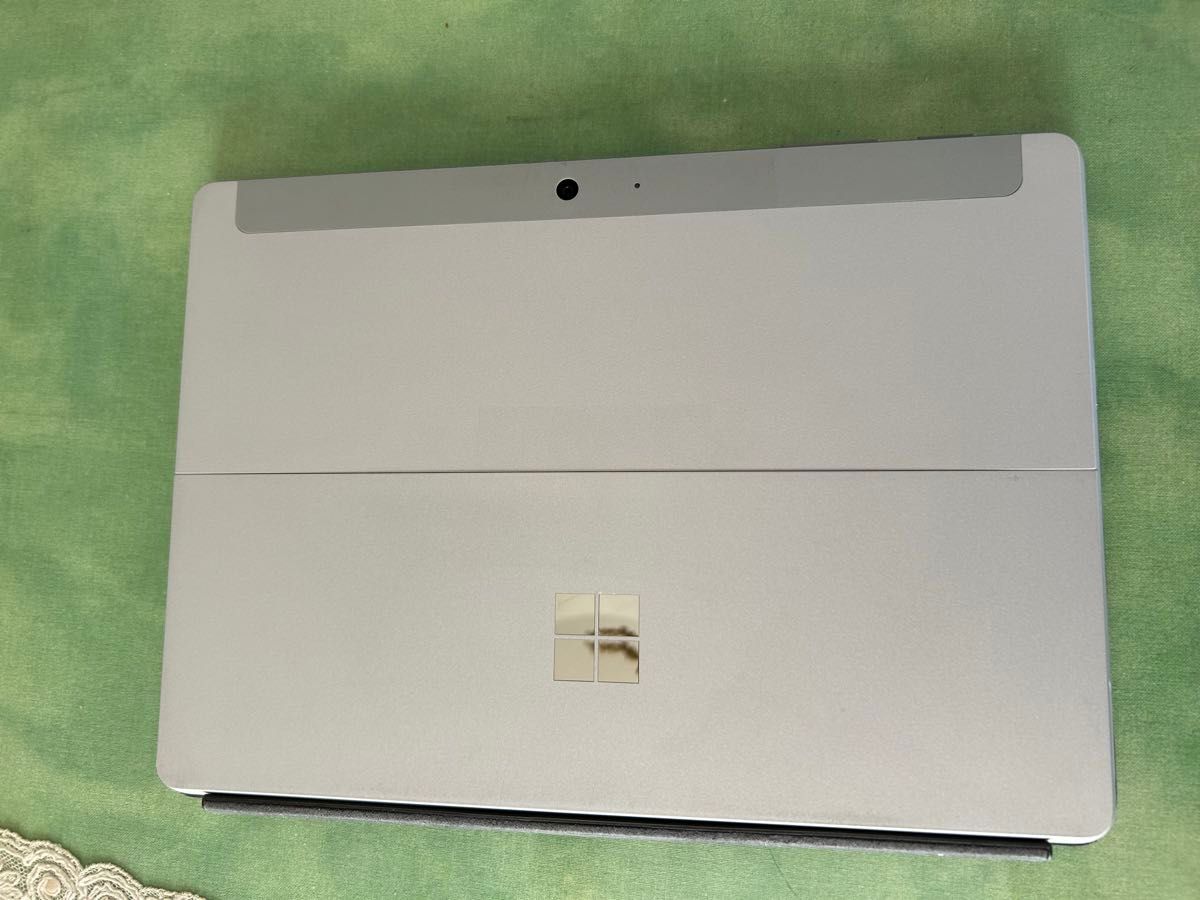 Surface Go LTE Advanced KAZ-00032 8GB/128GB SSD