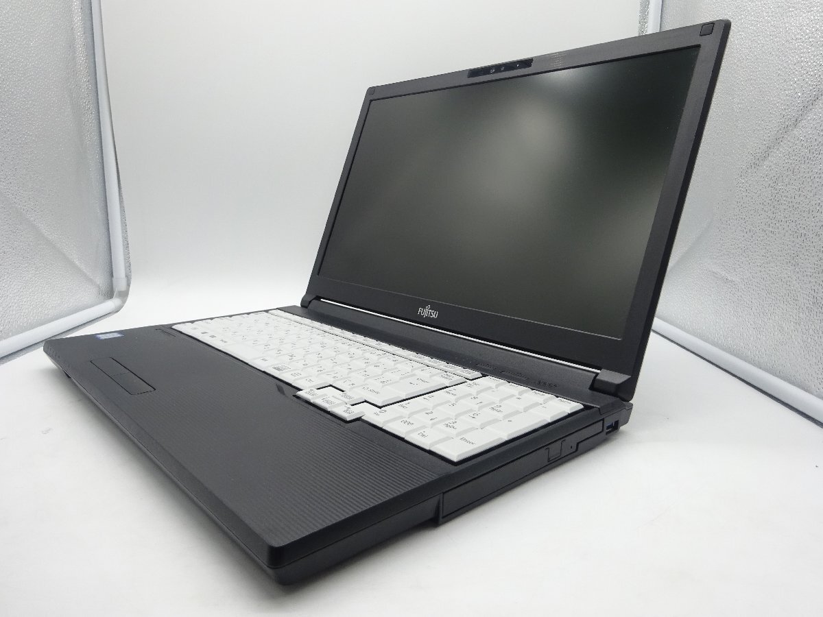 FUJITSU LIFEBOOK A579/BX /CPU i5-8265U/メモリ8GB/HDD500GB/15インチ/ACアダプターなし_画像1