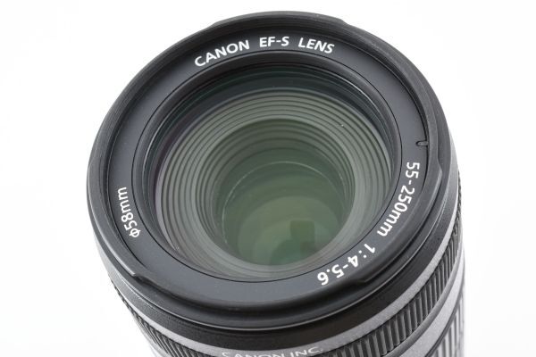 完動美品 Canon Zoom Lens EF-S 55-250mm F4-5.6 IS + ET-60 フード付 手ブレ補正 望遠 ズームレンズ / キヤノン EF Mount APS-C #3152の画像10