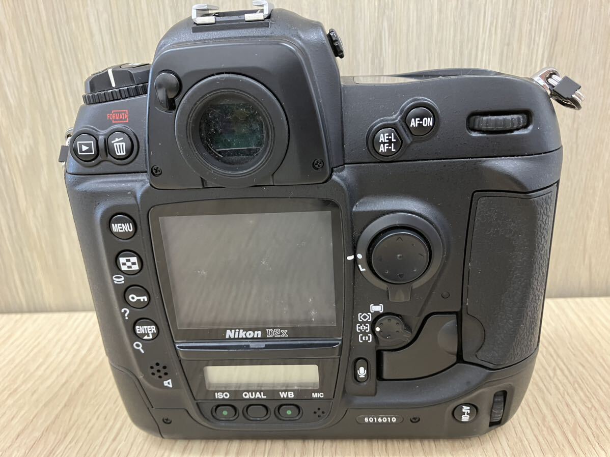 Nikon D2X ニコン デジタル一眼レフカメラ ボディのみ ジャンク品_画像4