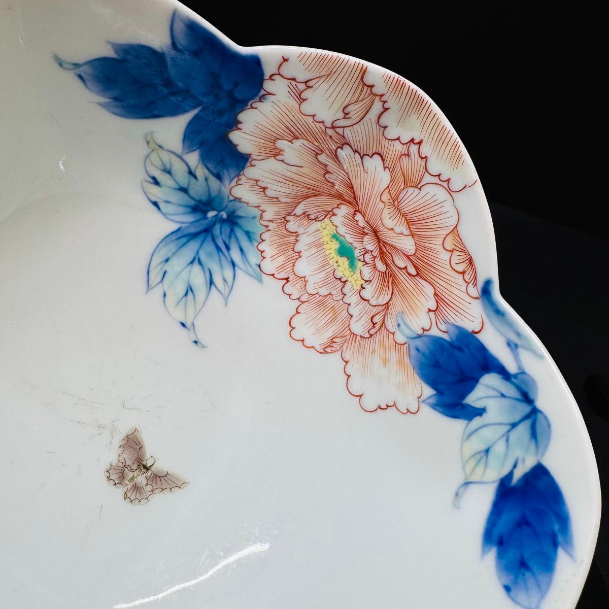 希少オールド 有田焼 深川製磁 宮内庁御用達 牡丹絵輪花 大碗 鉢 希少オールド 有田焼 深川製磁 宮内庁御用達 牡丹絵輪花 大碗 鉢