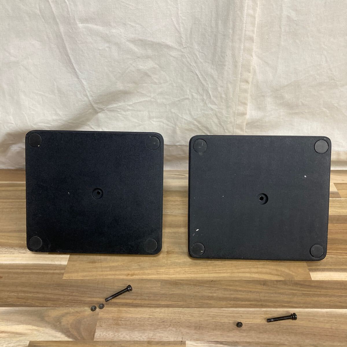BOSE 55WER用 フロアスタンド KST-1 ブラック ペア スピーカー BOSE 55WER用 フロアスタンド KST-1 ブラック ペア スピーカー