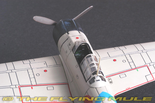 希少品 DRAGON 1/72 零式艦上戦闘機21型 零戦21型 坂井三郎 乗機 台南航空隊 台南空 ラバウル1942 ドラゴン 大空のサムライ_画像6