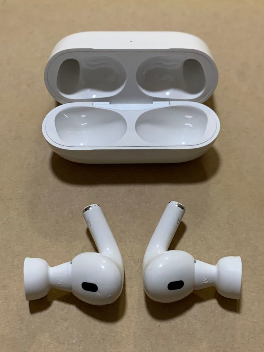 Apple AirPods Pro 第2世代★エアポッズプロ★MQD83J/A A2698/A2699/A2700 国内正規品＿A