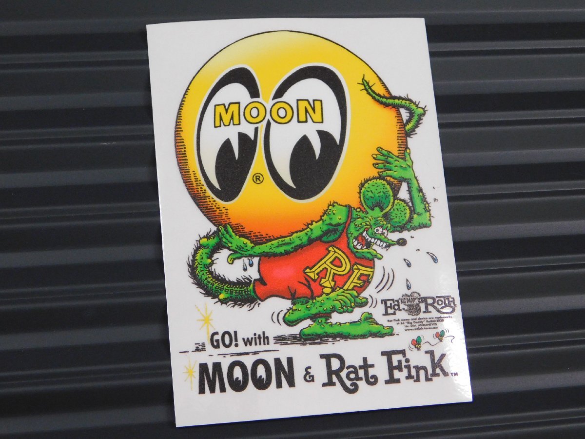 【MOONEYES・ムーンアイズ】※《Rat Fink × MOON・アイボールステッカー／クリアタイプ 》　ラットフィンク　(品番DM232)_写真は台紙付きです。