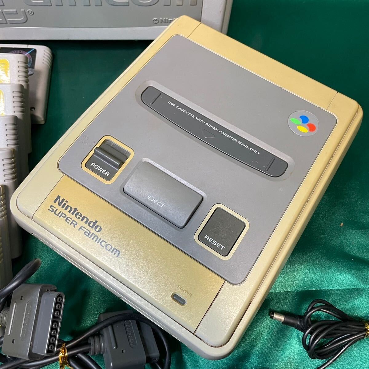 任天堂 スーパーファミコン SHVC-001 ソフト コントローラー ケース付 まとめて ニンテンドー Nintendo テレビゲーム レトロ カセット_画像6