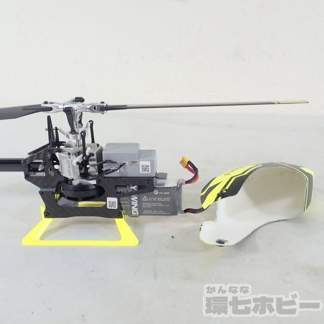 0Ka53◆概ね美品 FLY WING FW200 スマートアクロ ヘリコプター 通電OK 動作未確認/RC ラジコンヘリ ラジコン 送:-/100の画像9