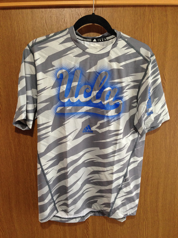 海外限定 ADIDAS NCAA UCLA大学 Tシャツ バスケットボール カモ柄 海外Mサイズ アメリカ直輸入 アディダス USA_画像1