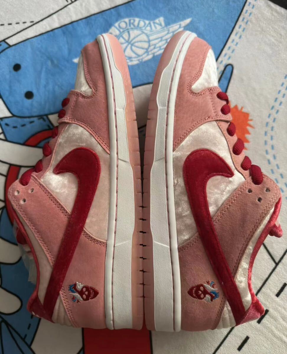 Strangelove × Nike SB Dunk Low Valentine’s Day_画像2