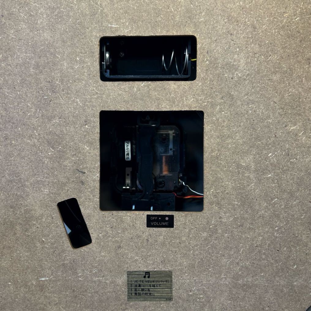 【未使用】SEIKO セイコー　クオーツ　クロック　壁掛け時計　メロディ・飾り付き　高さ51.5cm 元箱なし　保管品_画像9