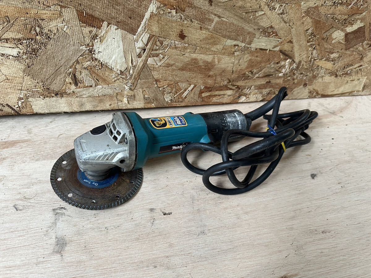 ♪407 makita ディスクグラインダ 9533BL 電動工具 DIY ハンドメイド マキタ 工具 大工道具 研磨機 消 売り切り_画像1