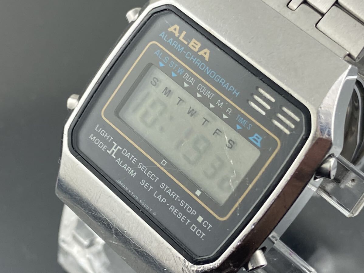 :[M002]1円～☆メンズ腕時計 セイコーSEIKO ALBA アラームクロノグラフ Y749-5000動作品_画像1