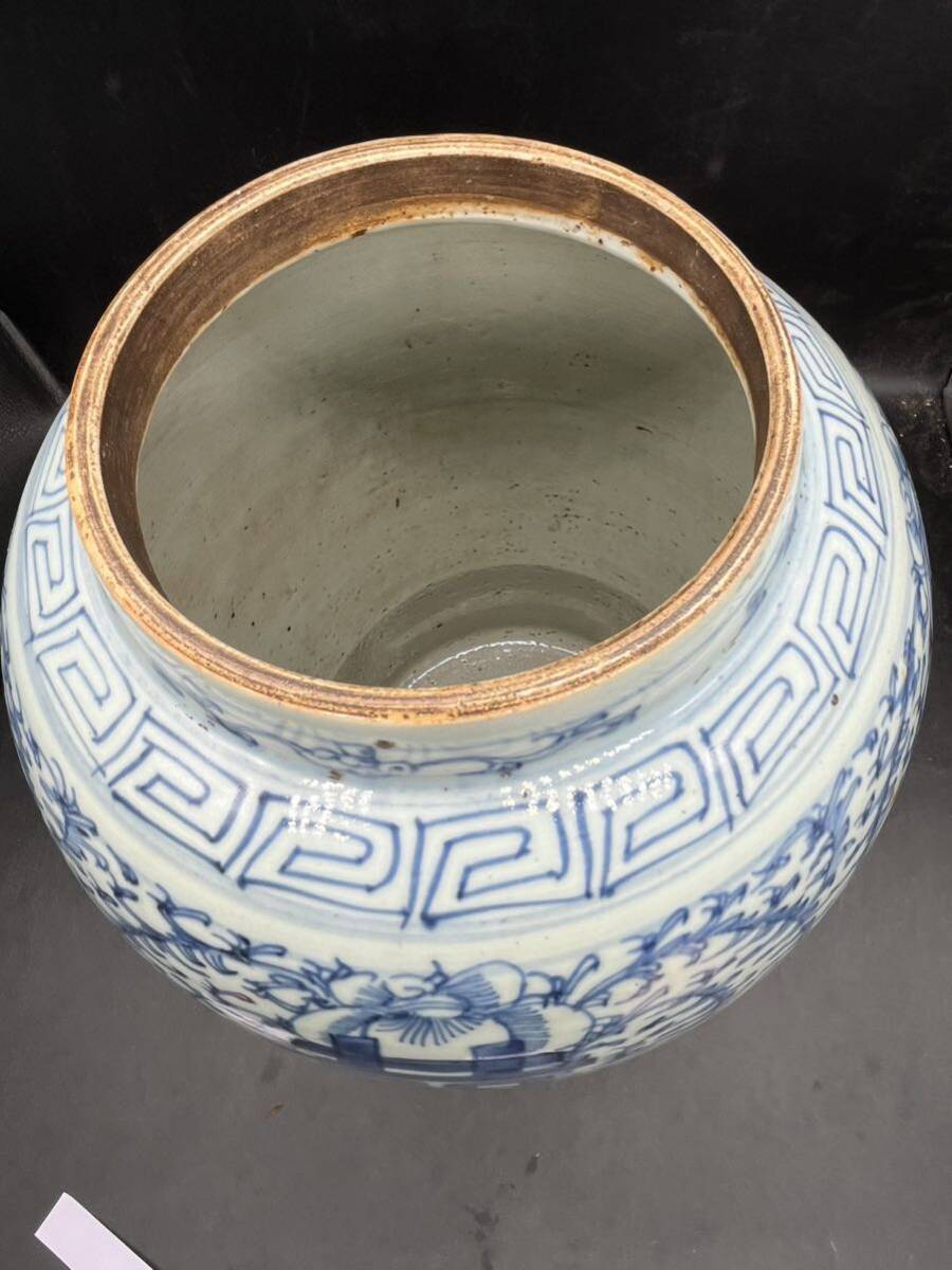 r6050824 骨董品 中国美術　壺 染付　時代物　花瓶 古美術品 花器 在銘 成化年製_画像3