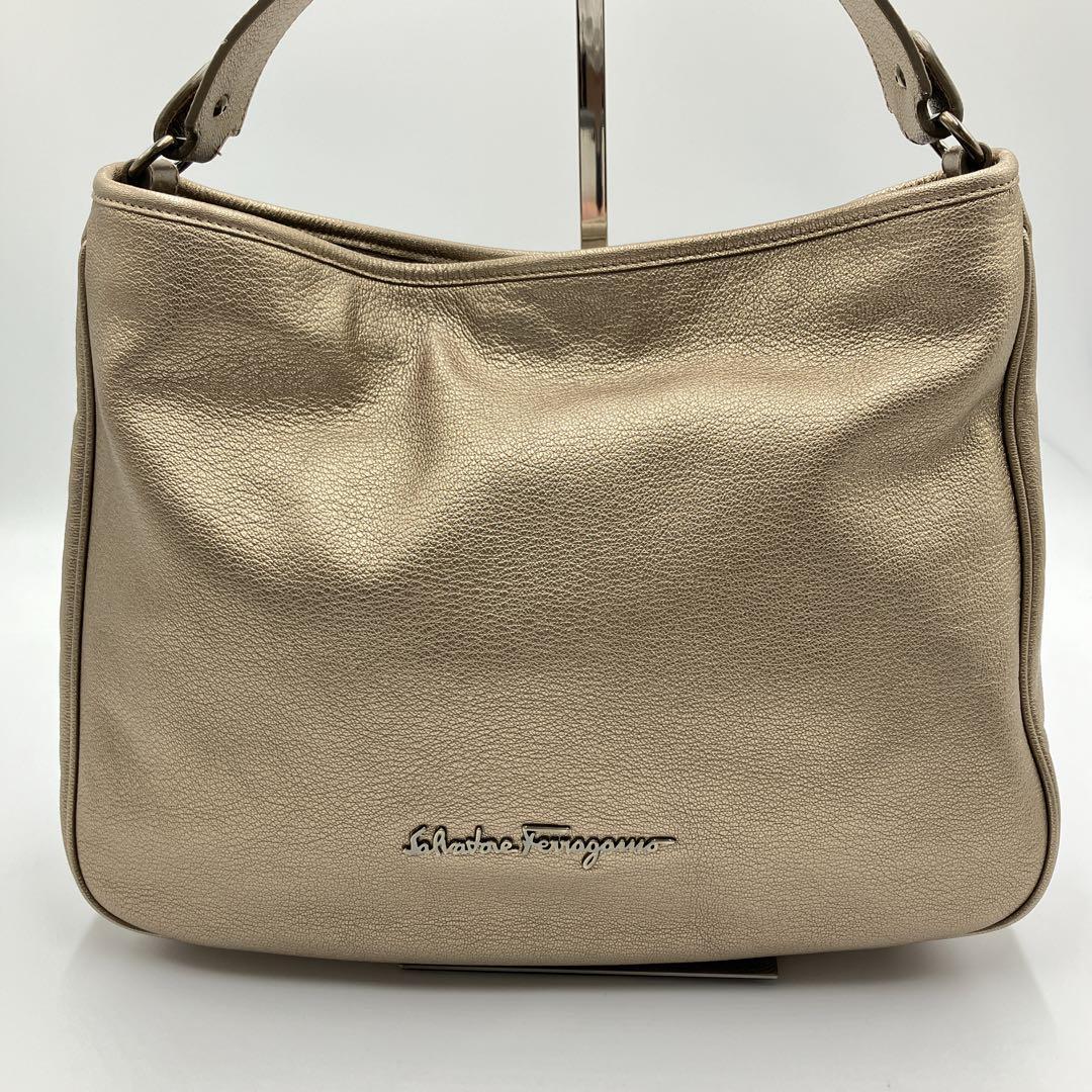 * ultimate beautiful goods *Salvatore Ferragamo one shoulder napa leather handbag pink gold Salvatore Ferragamo horn bo- bag 