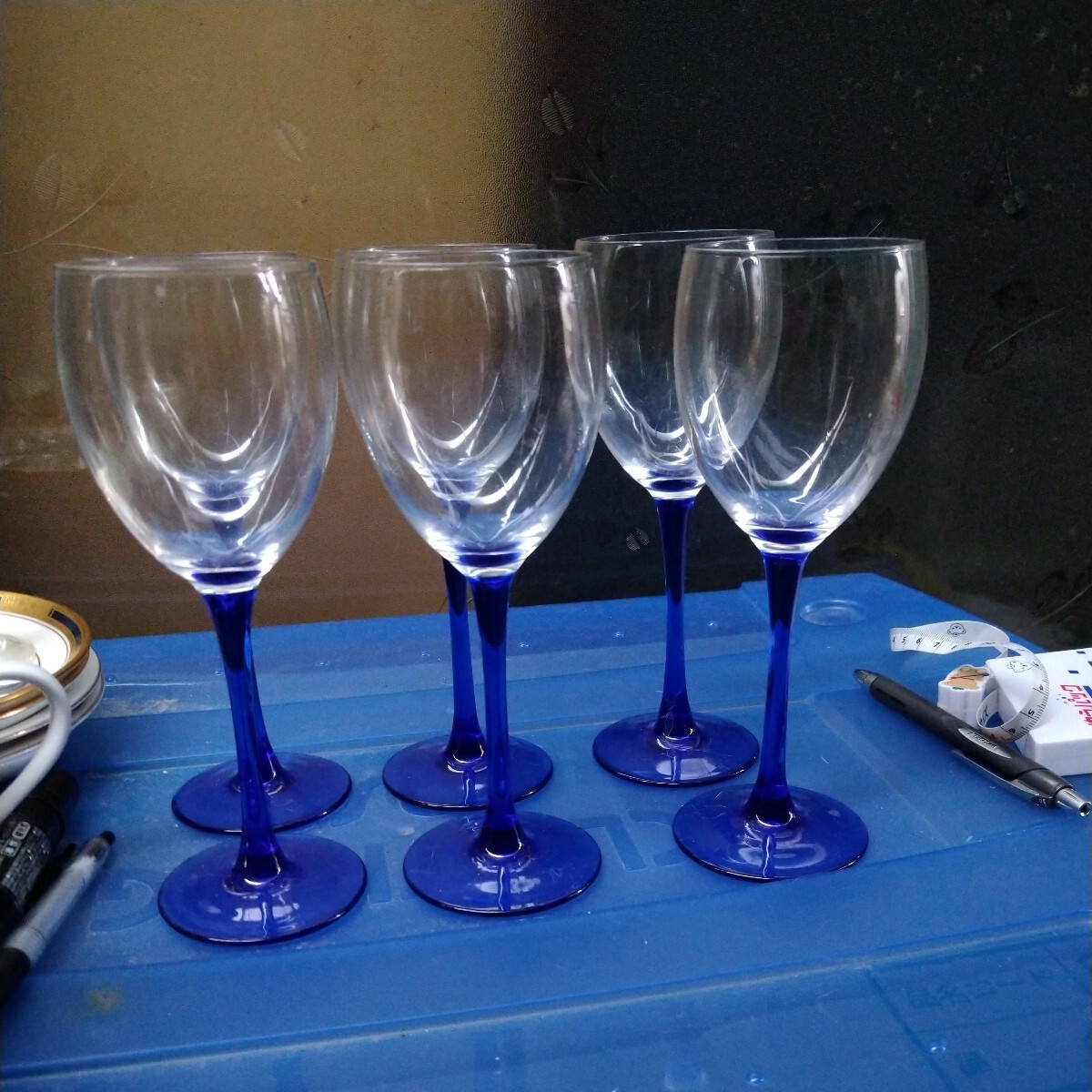  wine glass glass made keep hand blue six piece set warehouse adjustment goods almost unused 