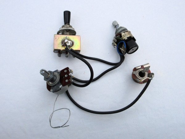 Ibanez Ibanez BOX type toggle switch & electrical dual sound 1V1T Jack attaching 83 year made Ibanez RS400