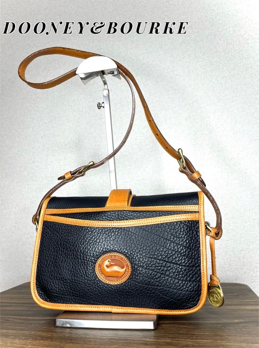 美品★ DOONEY&BOURKE ドゥーニーアンドバーク　本革レザー　ショルダーバッグ　黒　vintage 斜めがけ　レア