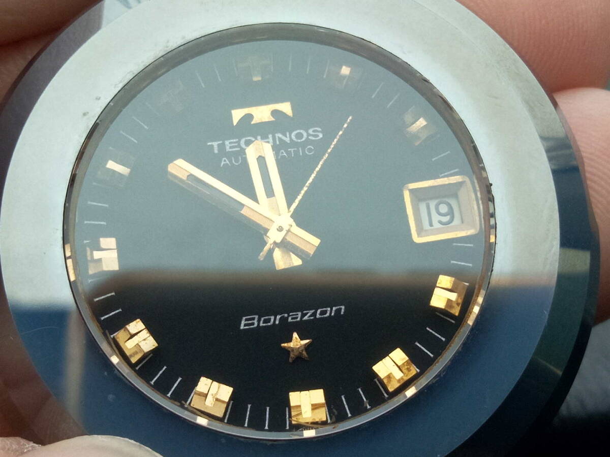 ジャンク　70年代アンティーク　テクノス　TECHNOS　ボラゾン　超硬タングステンケース　自動巻きメンズ腕時計_画像2