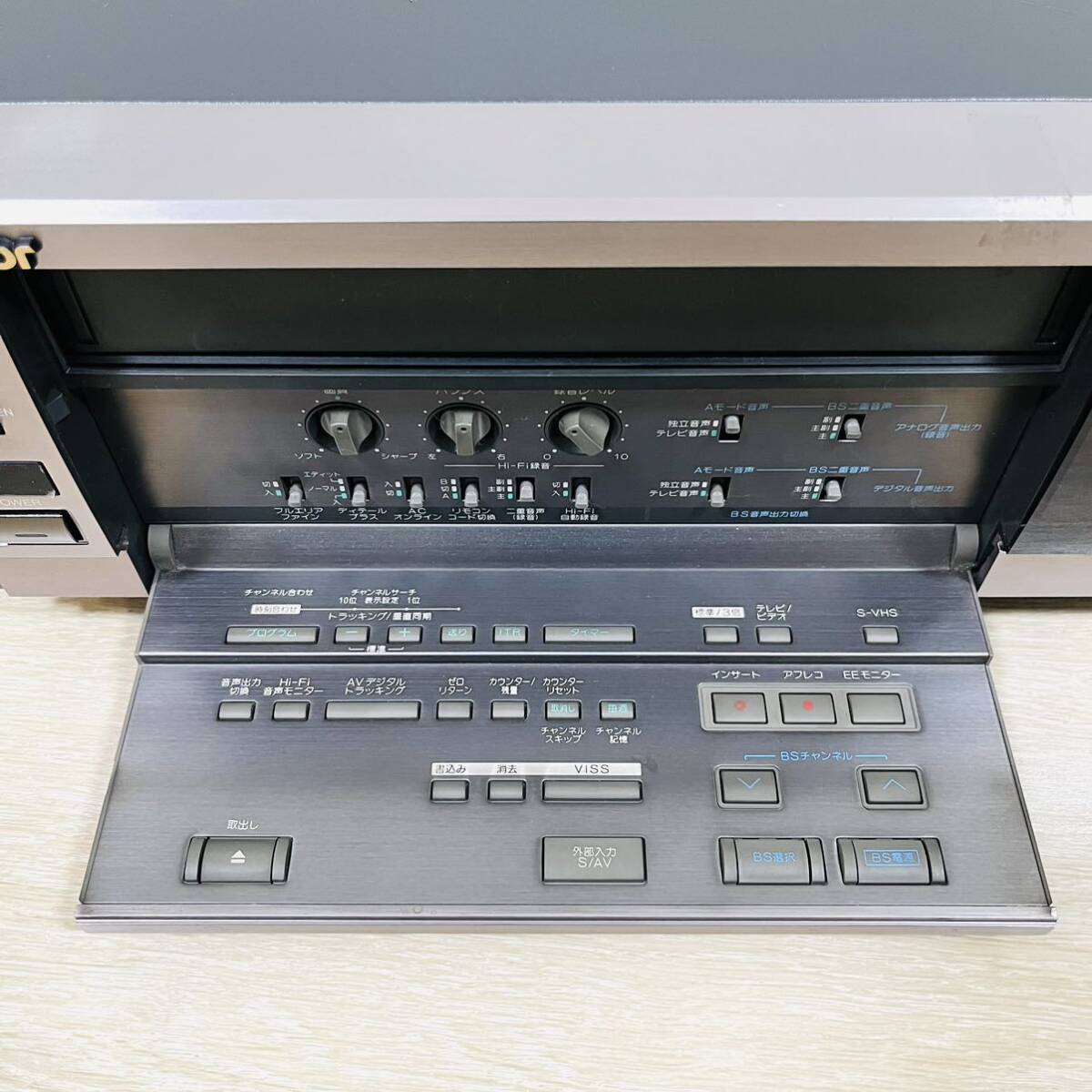 Victor ビクター ビデオ カセット レコーダー HR-S9800 S-VHS デッキ プレーヤー 映像機器_画像7