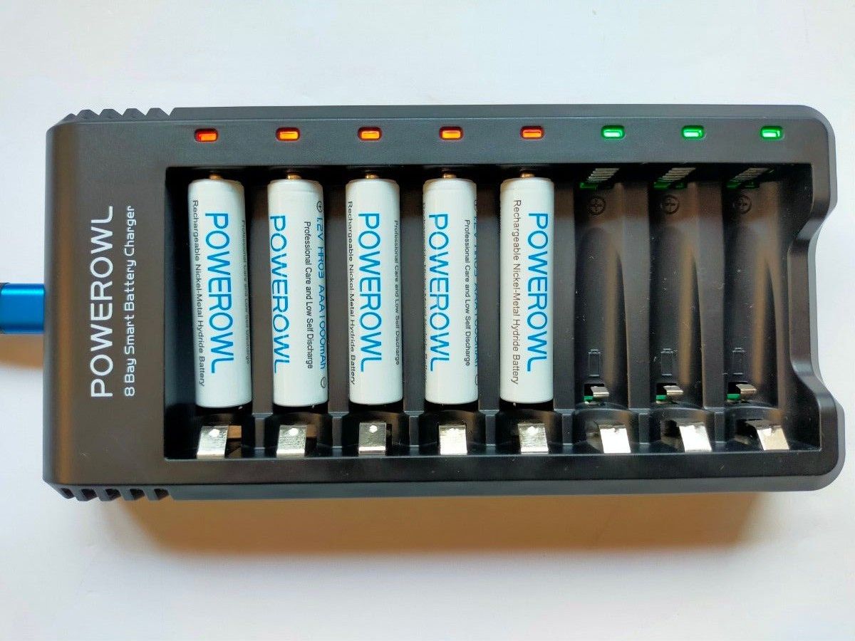 POWEROWL 急速充電器 単3・単4形 8本同時充電可能 ニッケル水素/ニカド充電池に対応 単4形充電池5本付属