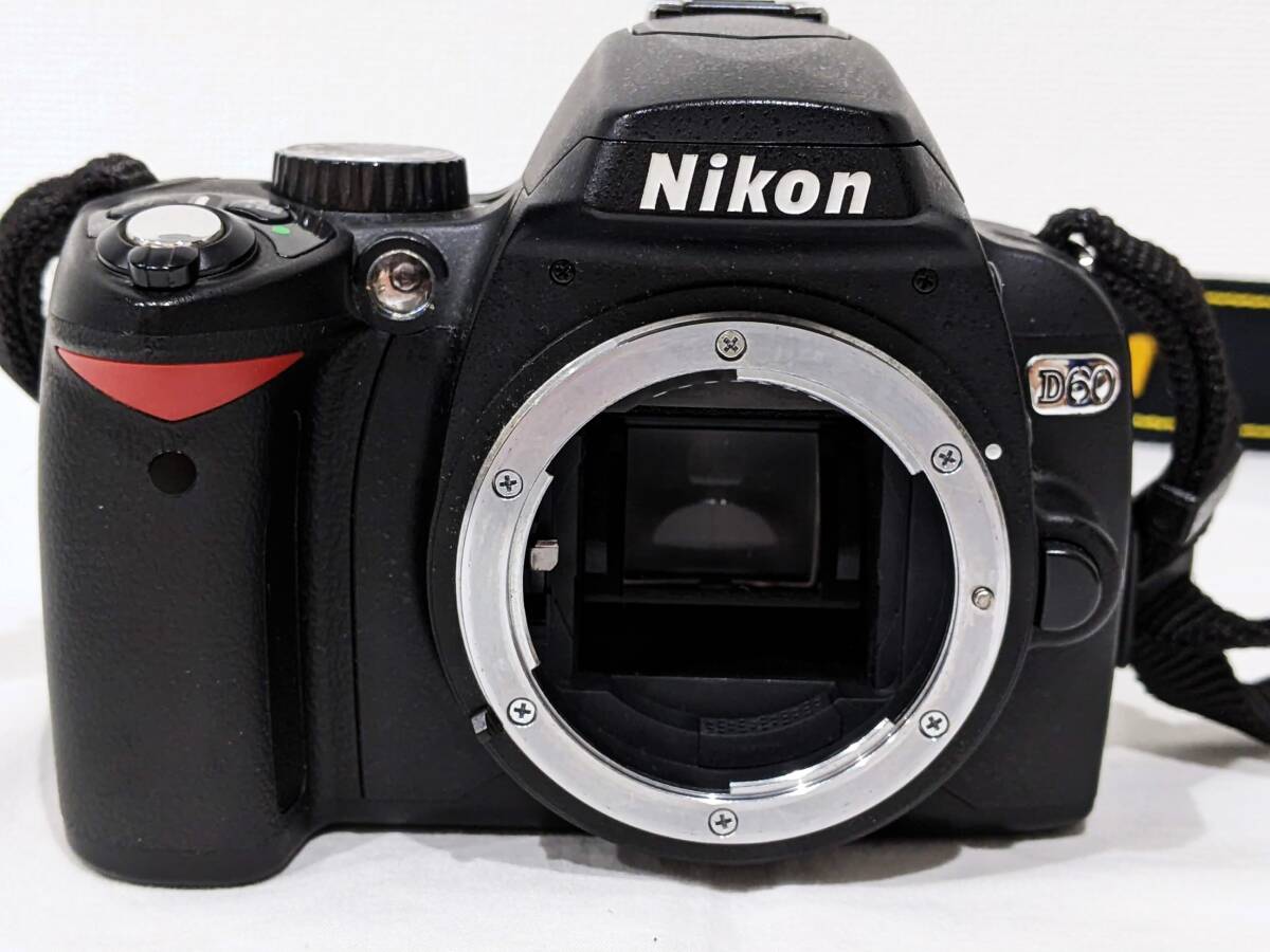 【2138】NIKON ニコン カメラ D60 レンズ DX AF-S 三脚セット デジタル一眼レフ AF-S NIKKOR 18-55mm 1:3.5-5.6G VRの画像3