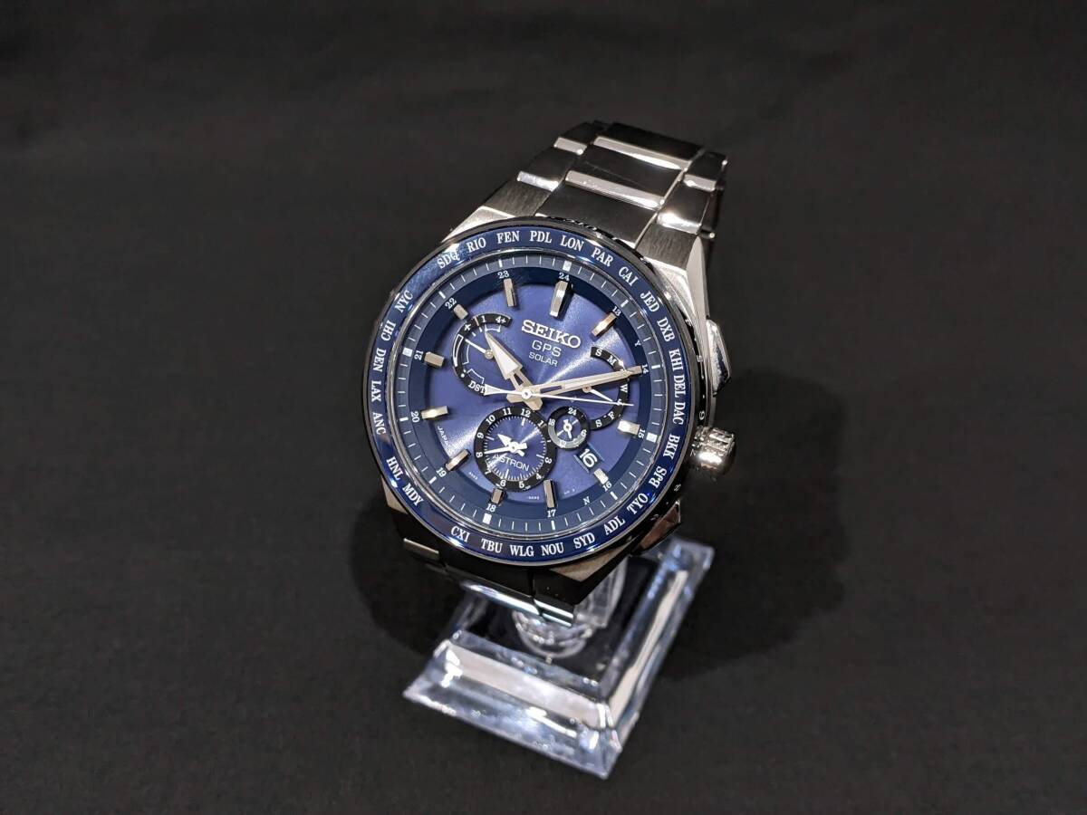 【1円～】SEIKO セイコー ASTRON アストロン 8X53-0AV0-2 GPS ソーラー クロノグラフ チタン 電波時計 ネイビー 稼働品 余りコマ 箱付き_画像1