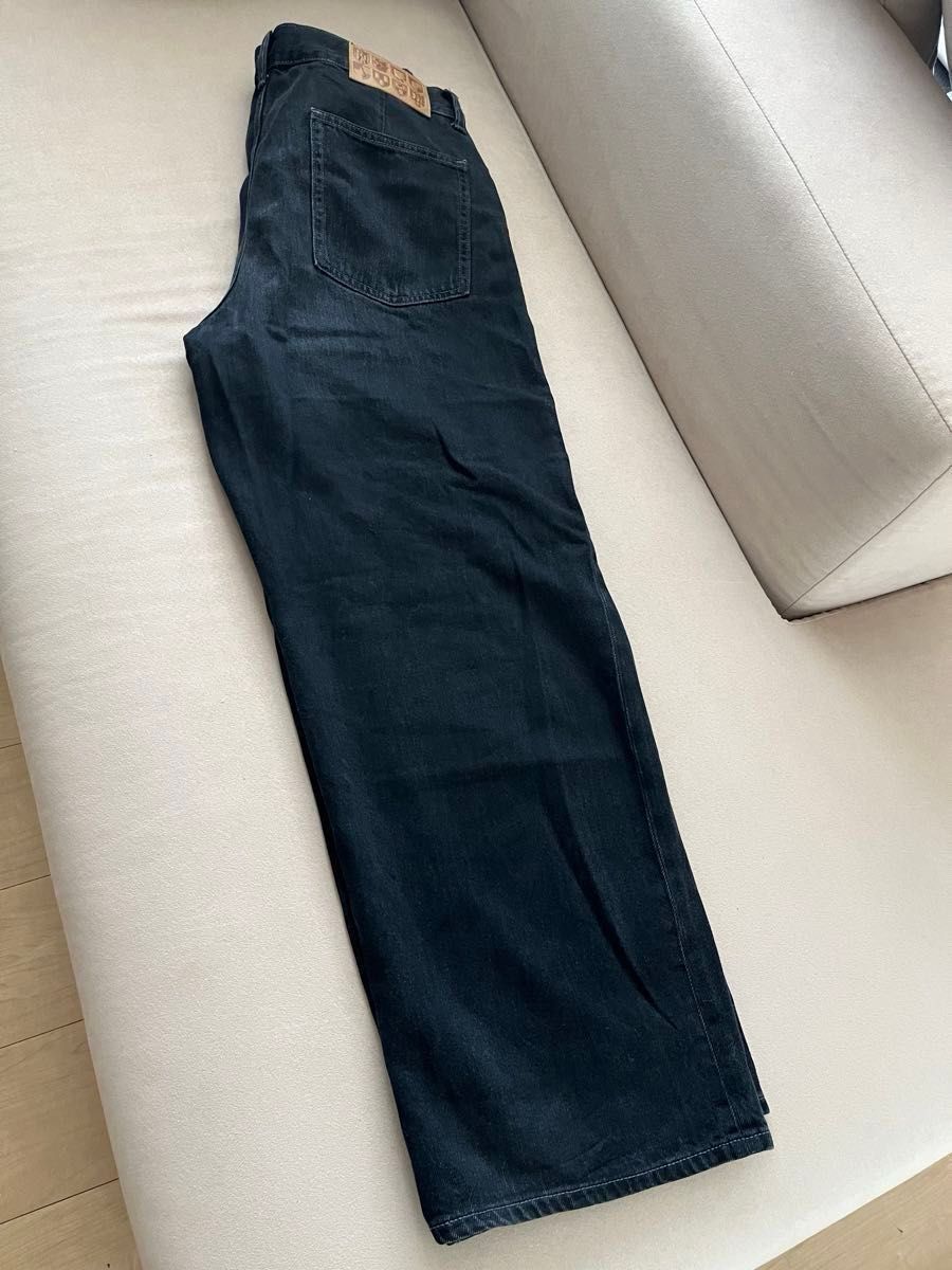 UNIQLO ユニクロ　JW ANDERSONコラボ　ワイドフィットジーンズ　2023年モデル　DARK GRAY 33インチ