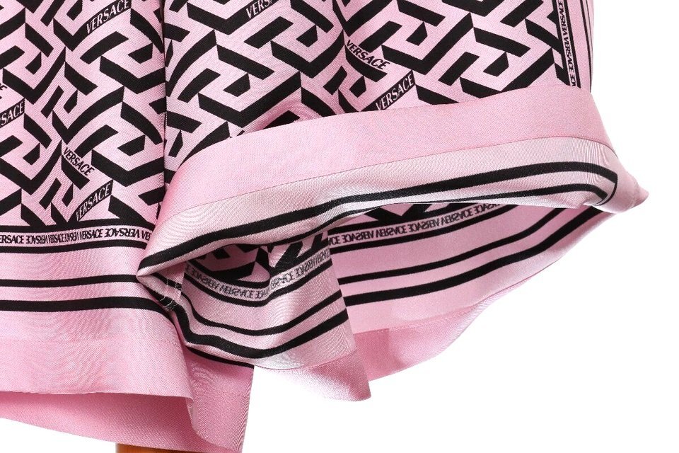  Versace men's silk short pants rug reka print size 50 VERSACE 1002476 1A02816 5P210 CANDY/BLACK