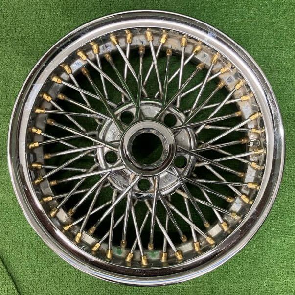 ☆ワイヤーホイール15インチ品名不明☆15×6.5J+35/114.3/5Hハブ径約73㍉ジャンク品☆破損部分あり腐食あり☆4本SET専用ナット付き送料無料_画像4