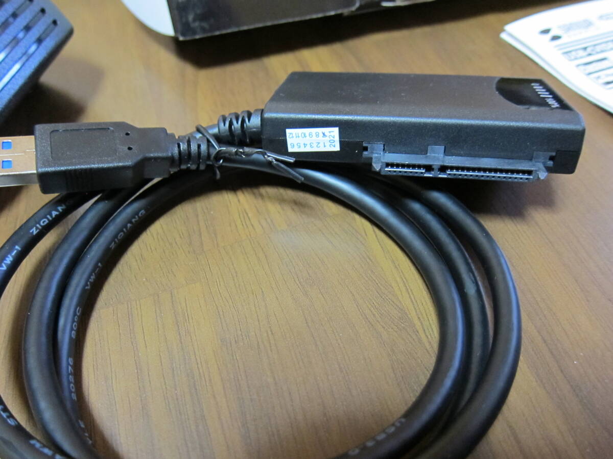 SANWA SUPPLY HDDコピー機能付き　SATA - USB3.0変換ケーブル USB-CVIDE4_画像5
