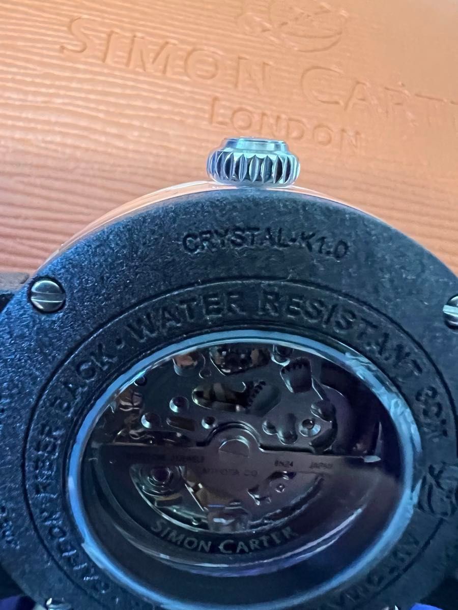 【新品 未使用品】SIMON CARTER  腕時計 自動巻 K1クリスタルガラス サファイアダイアル カーボンケースバック