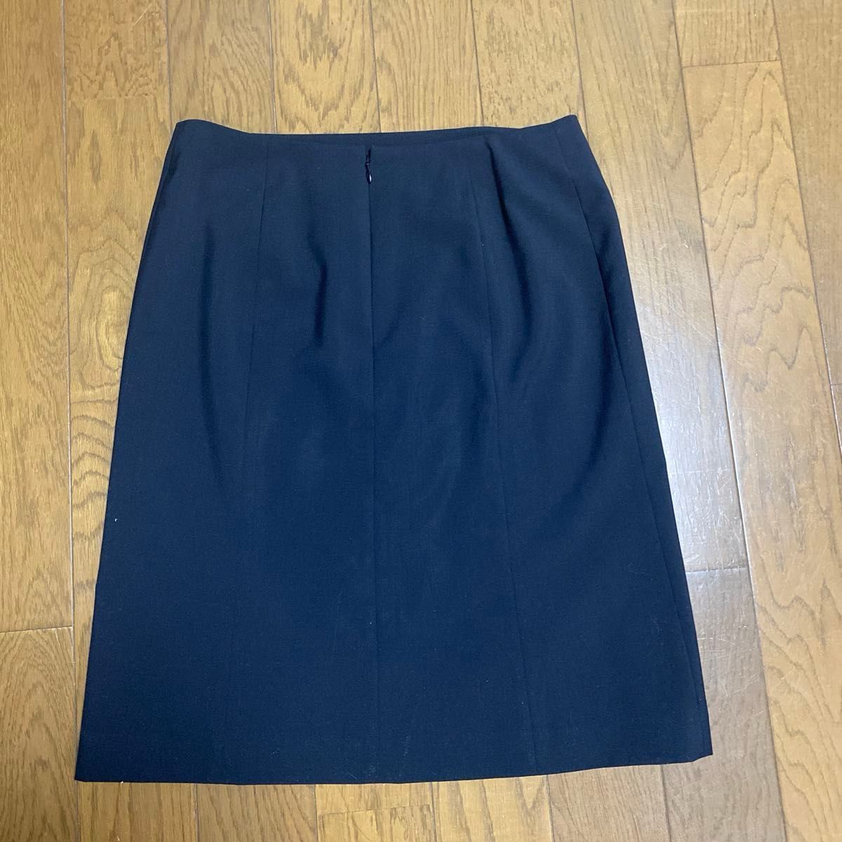 【AOKI】夏用　リクルートスーツ　6号 LESMUES ジャケット　スカート　セットアップ　上下セット　洗濯可　UV加工