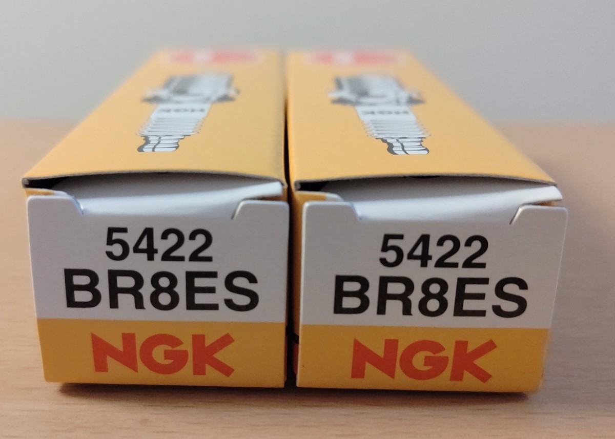 NGK スパークプラグ　2本セット　BR8ES br8es_画像1