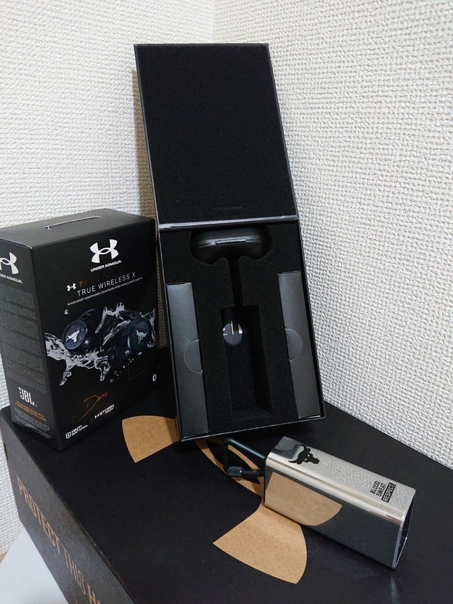 JBL UA project rock TRUE WIRELESS X UNDER ARMOUR アンダー JBL UA project rock TRUE WIRELESS X UNDER ARMOUR アンダー