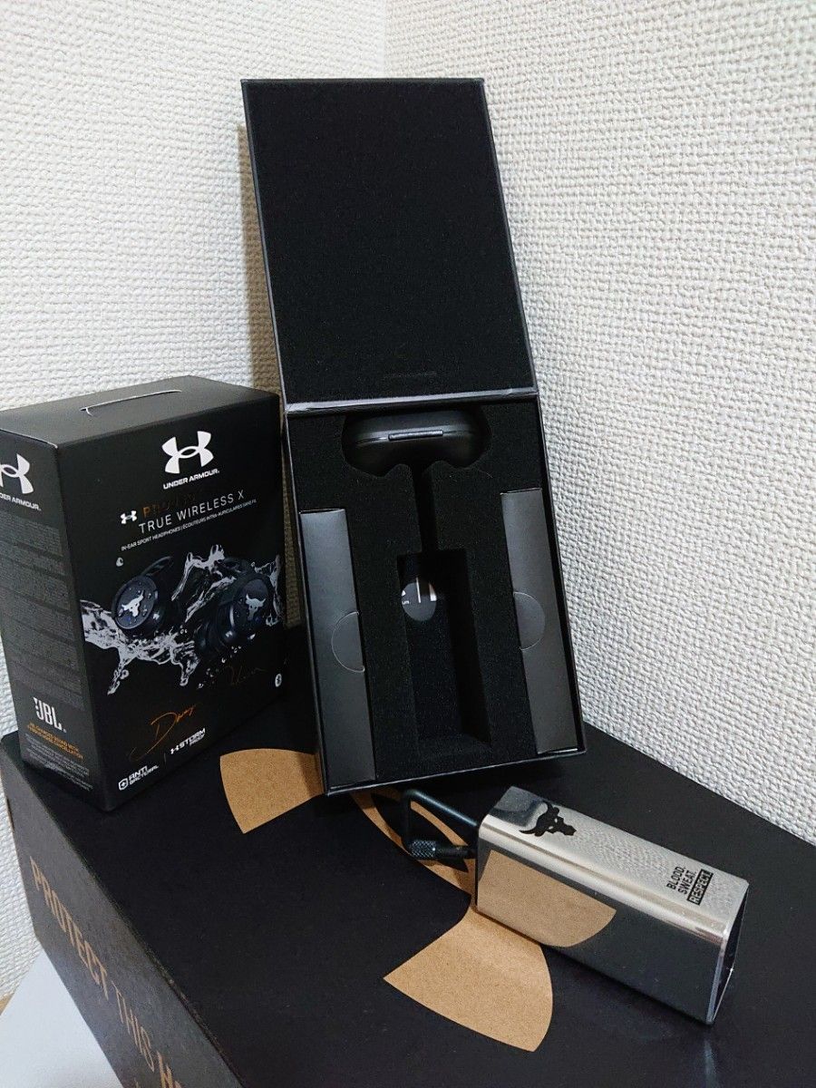 JBL UA project rock TRUE WIRELESS X  UNDER ARMOUR アンダーアーマーイヤホン正規品