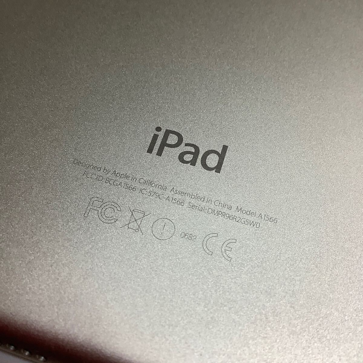 iPad Air2 64GB 第２世代 A1566 中古　超美品ゴールド _画像3