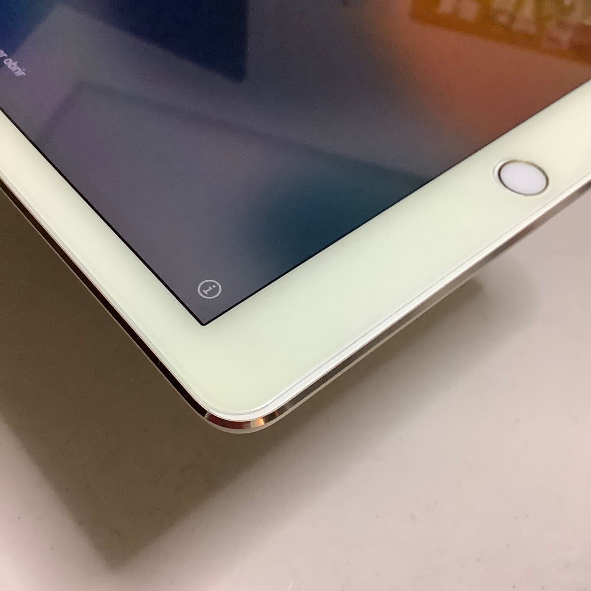 iPad Air2 64GB 第２世代 A1566 中古　超美品ゴールド _画像7