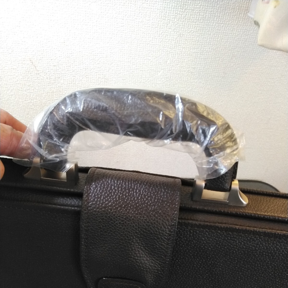  unused storage goods wrinkle leather Dulles bag 