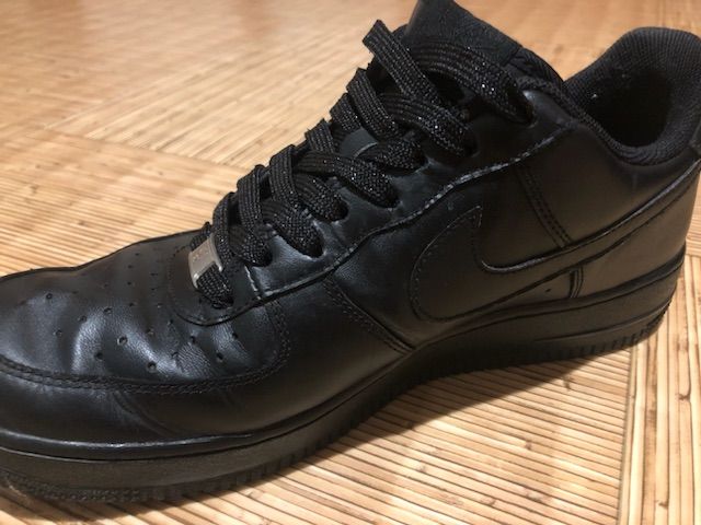 ナイキ NIKE AIR スニーカー AIR FORCE 1 エアフォースワン 黒　ブラック