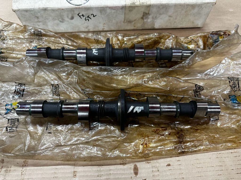 Yahoo!オークション - 【管理39】 Z400FX モリワキ カムシャフト Yahoo!オークション - 【管理39】 Z400FX モリワキ カムシャフト