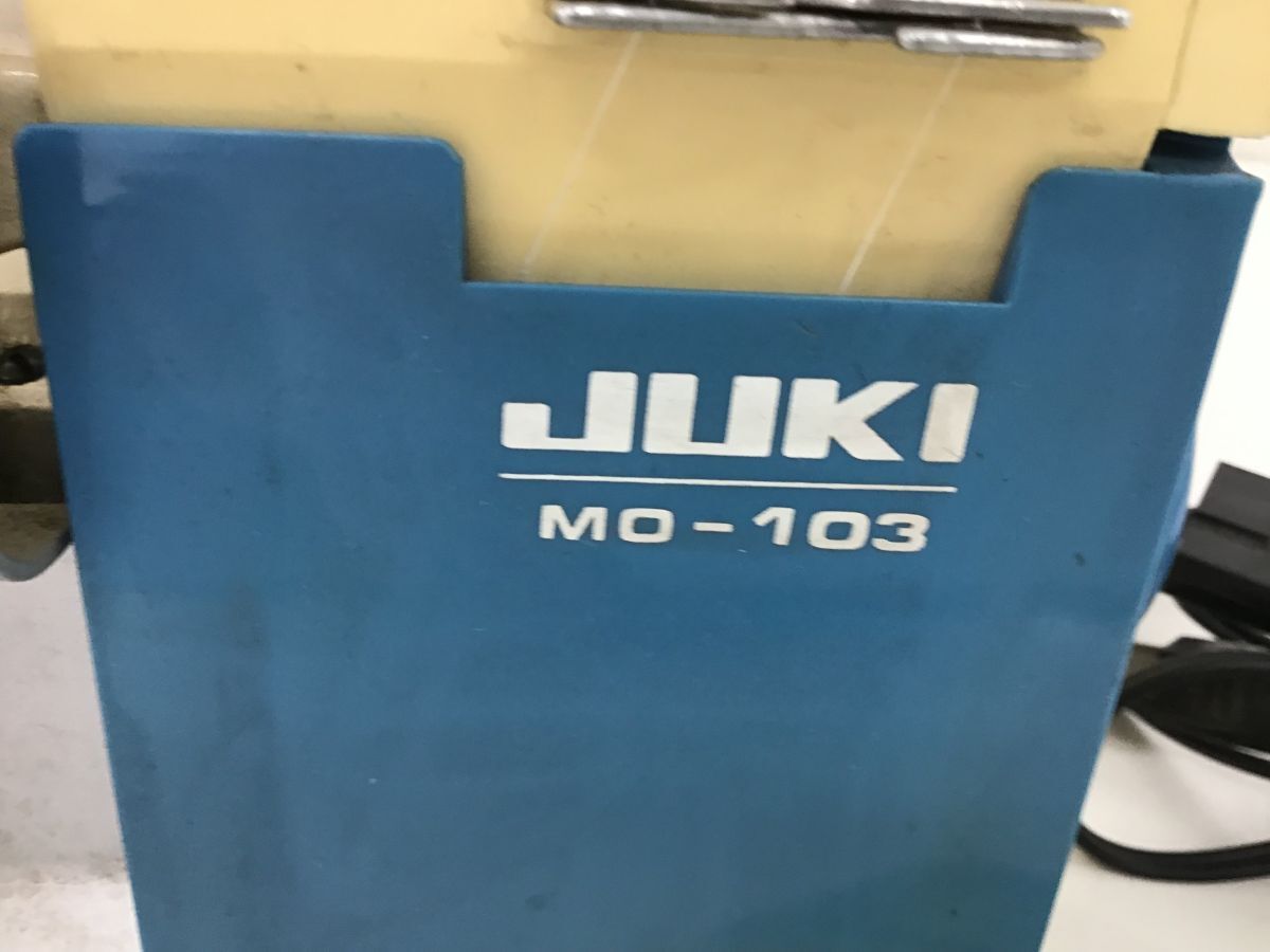 ●営KW894-100 【通電確認済み】 JUKI ロックミシン ジューキ ハンドクラフト 手工芸 MO-103 ミシンの画像9