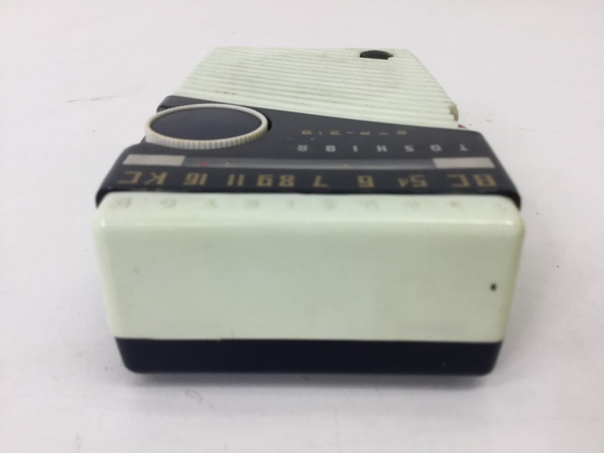 * fee DM149-60 TOSHIBA Toshiba 6TP-219 transistor radio made in Japan 
