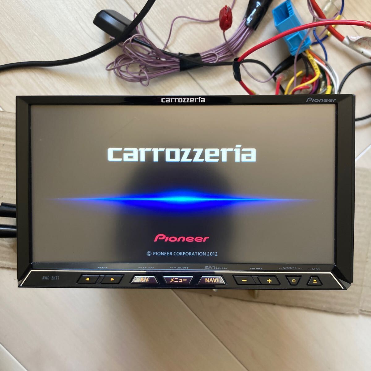 carrozzeria AVIC-ZH77 HDDナビ Bluetooth DVD CD サイバーナビ USB _画像1