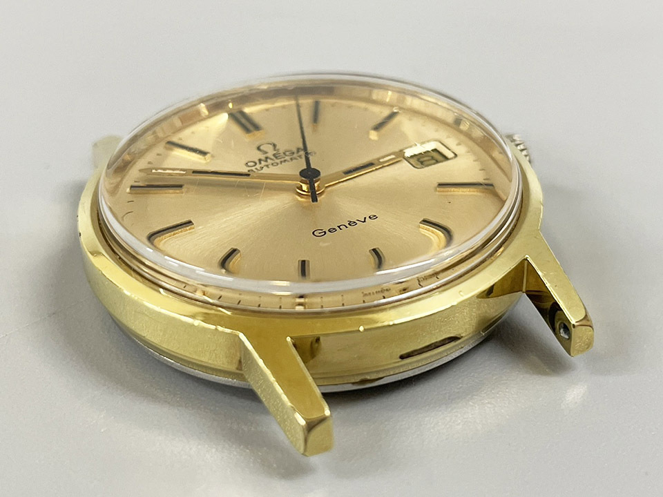 OMEGA オメガ ジュネーブ デイト オートマ ヴィンテージ 稼働 ゴールド文字盤 メンズ 腕時計の画像5
