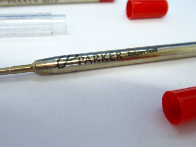 PARKER パーカー ボールペン替え芯 赤 2本 M 中字 油性 ★未使用・送料無料★の画像4