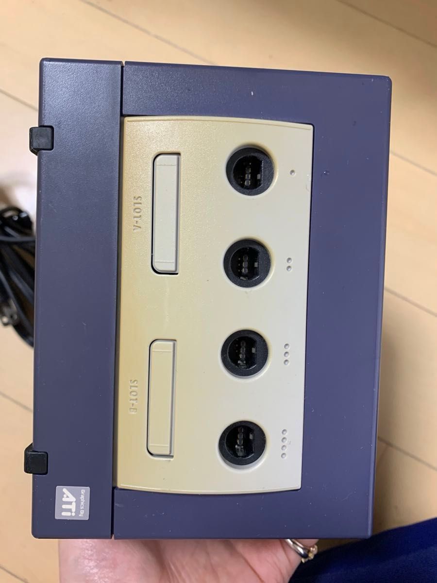 中古 Nintendo NINTENDO GAMECUBE DOL-001（JPN）ニンテンドー （通電のみ確認、それ以外未確認）