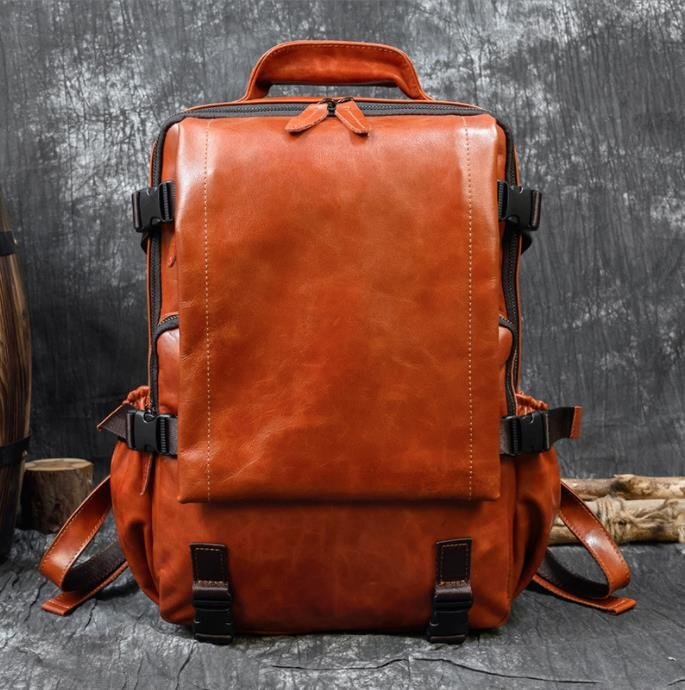  new goods * England manner high capacity retro rucksack going to school for mountain climbing travel leather bag original leather cow leather backpack school bag ^ Brown 