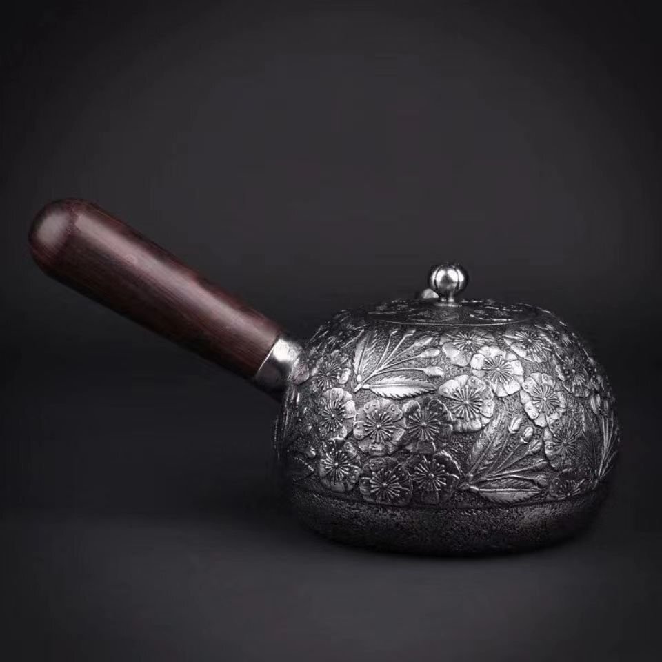 高品質★新品未使用★ 砂鉄 南部鉄器 鉄壺 コーティングなし 手作り鉄 やかんを沸かす お茶の道具 600MLの画像1